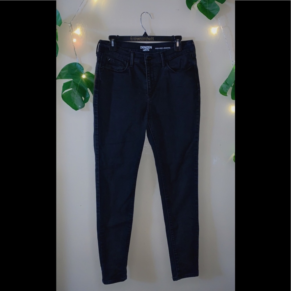 Levi’s Denizens jeans